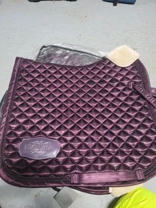 Eskadron Sudadero Heritage Morado