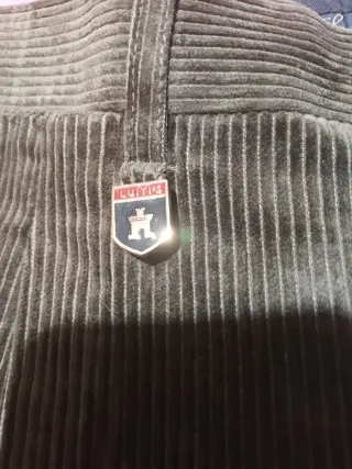 Pantalón de pana verde oliva