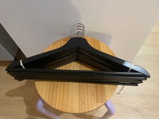 8 Perchas Ikea BUMERANG Madera Negra