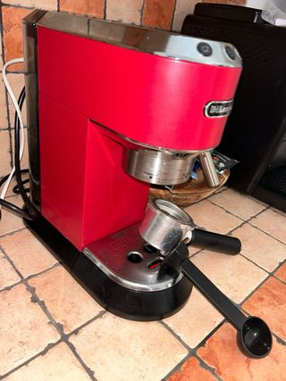 Macchina Caffè DeLonghi Rossa