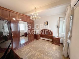 Piso en venta en Quintana en Madrid