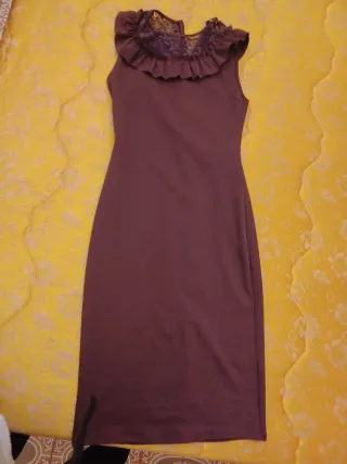 Abito Zara bordeaux con rouches