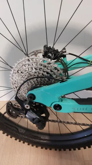 Bici YT Decoy Talla M 2024 eléctrica