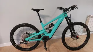 Bici YT Decoy Talla M 2024 eléctrica
