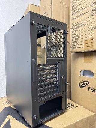 Torre Gaming Thermaltake S200 ARGB Cristal