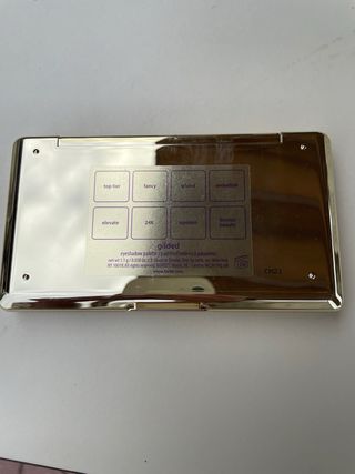 Paleta de sombras Tarte dorada