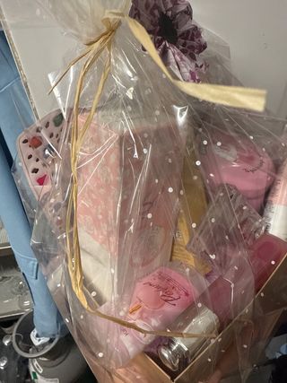 Caja regalo cosmética rosa y morada