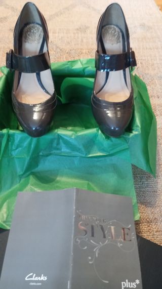 Zapatos Clarks charol tacón 38,5