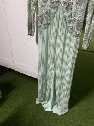 Vestido joya verde y plateado