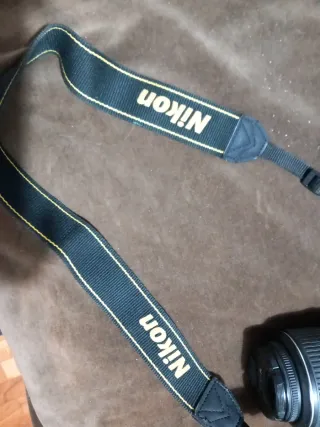 Cámara Nikon D3100 Negra + mochila +disparador+bat