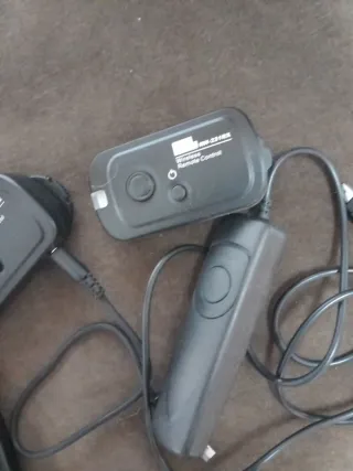 Cámara Nikon D3100 Negra + mochila +disparador+bat