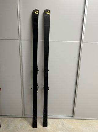 Esquís Fischer RC4 World Cup GS