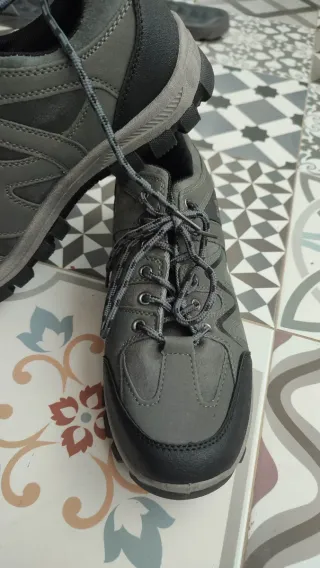 Zapatos de senderismo grises talla 41