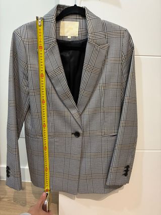 Americana cuadros Maje Talla 40