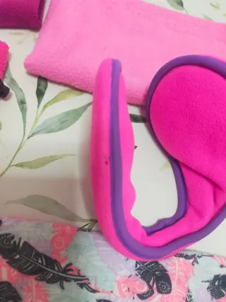 Lote de 4 Braga cuello, guantes y orejeras.