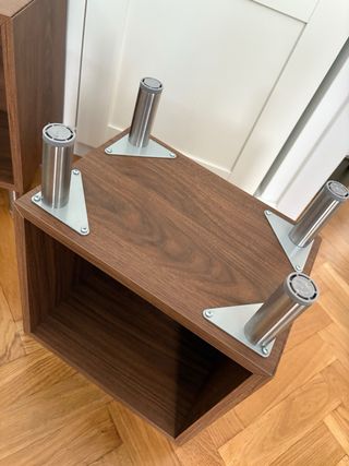 Mesita Noche Cubo Eket Ikea Patas Plateadas