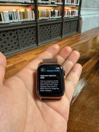 Apple Watch S4 44mm Oro