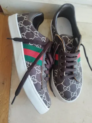 Zapatillas Gucci Marrones Talla 39 piel perfectas
