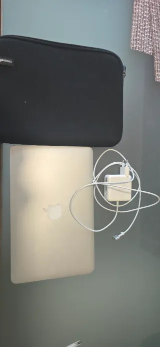 MacBook Air 11 Plata