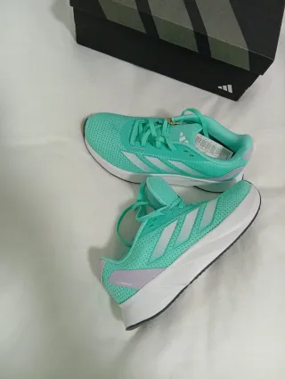 Zapatillas Adidas Mujer Verdes y Blancas