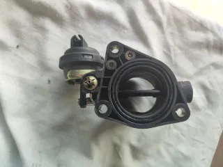 Cuerpo Mariposa Renault Laguna