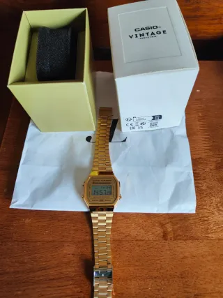 Reloj Casio A168 Dorado
