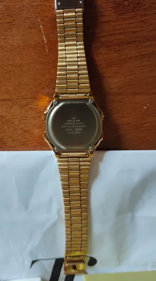Reloj Casio A168 Dorado