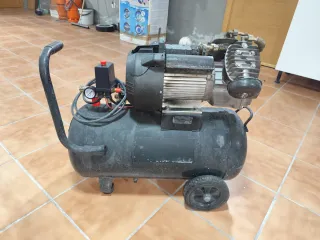Compresor de aire 50 litros Marca cevik pro