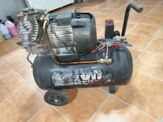Compresor de aire 50 litros Marca cevik pro