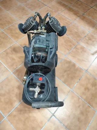 Compresor de aire 50 litros Marca cevik pro