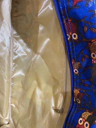 Bolso azul con estampado de búhos