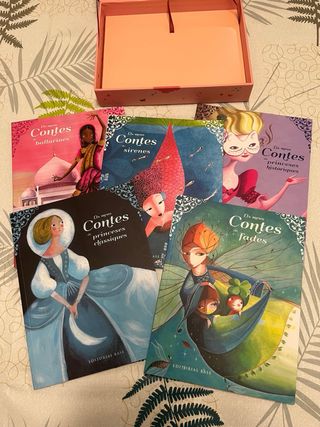 caja con 5 cuentos de princesas y hadas en catalan