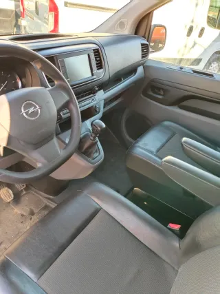 Opel Vivaro 2022