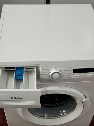 LAVADORA DE CARGA FRONTAL MARCA BALAY DE 8 KILOS