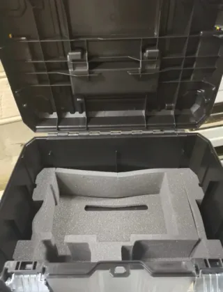 2 maletines/cajas /maletas Dewalt tstak VI