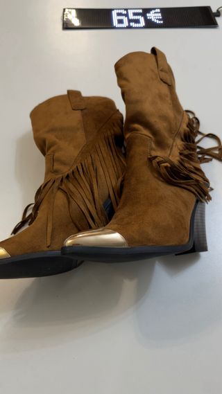 Stivaletti modello Dallas, Isabel Goebbels