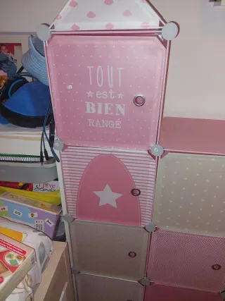 Castillo organizador de juguetes rosa