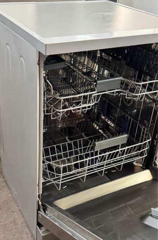 LAVAVAJILLAS MARCA BEKO EN INOX