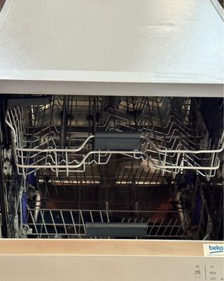 LAVAVAJILLAS MARCA BEKO EN INOX