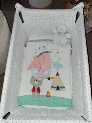 Minicuna tijera con ruedas