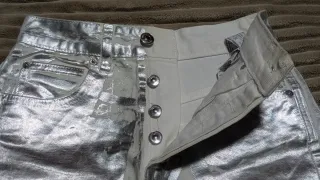 Pantalones cortos vaqueros plateados Stradivarius