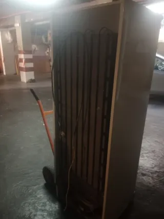 Nevera blanca con congelador