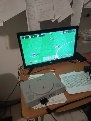 PlayStation 1 SCPH-9002 Grigia