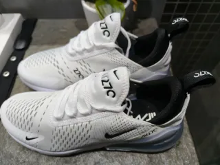 Zapatillas Nike Air Max 270 Blancas y Negras