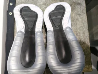 Zapatillas Nike Air Max 270 Blancas y Negras