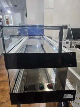 Vitrina doble acristalada