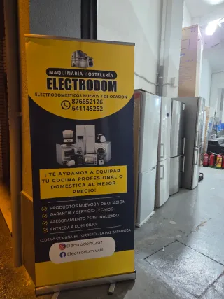 Vitrina doble acristalada