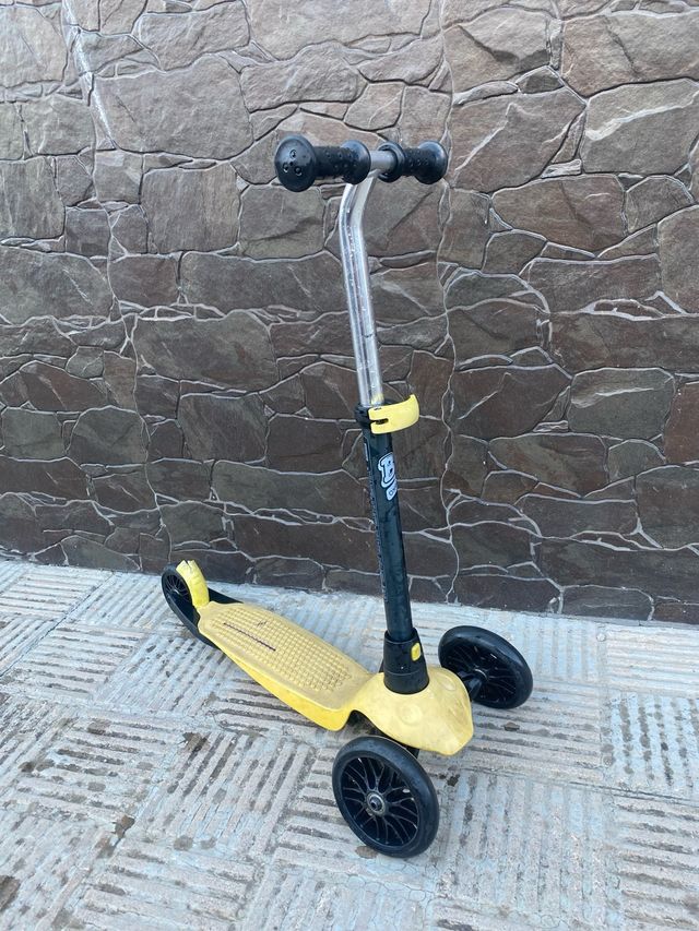 Patín 3 ruedas infantil amarillo