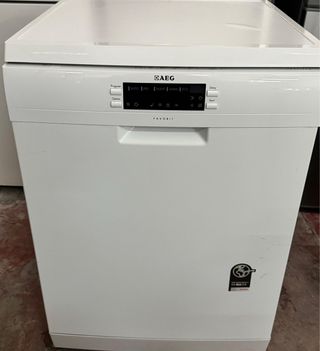 LAVAVAJILLAS MARCA AEG