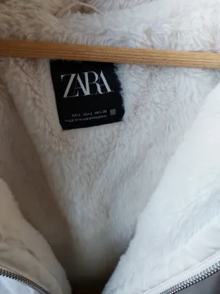 Plumífero Zara Blanco con Capucha
